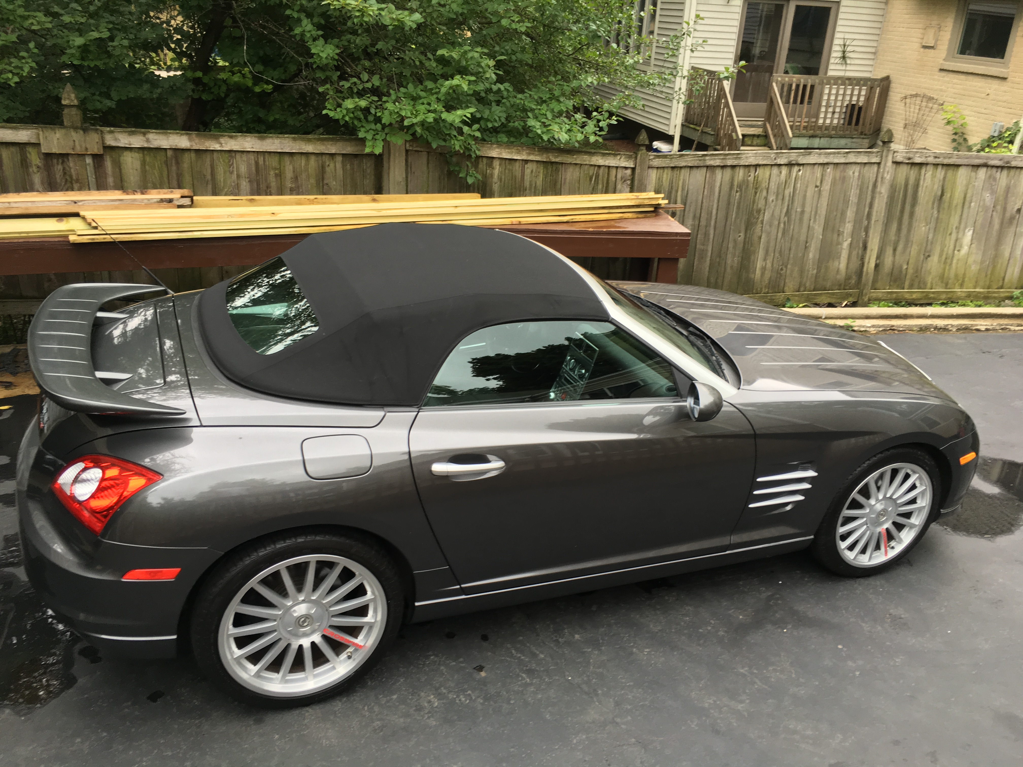 2005 chrysler crossfire convertible roadster srt-6 super low mileage