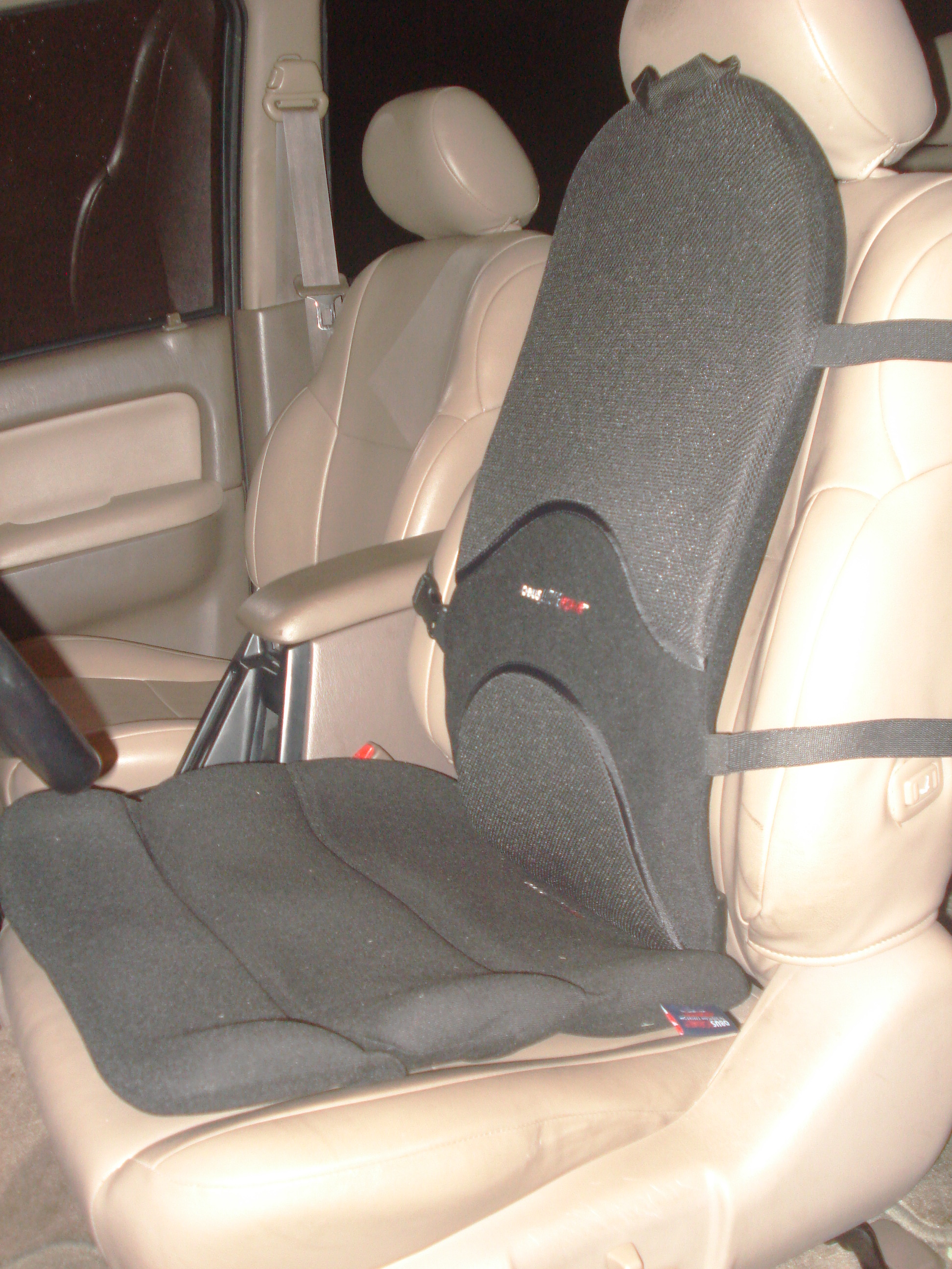 https://www.crossfireforum.org/forum/attachments/parts-accessories-sale-archive/16545d1256273545-obusforme-seat-cushion-back-support-cure-uncomfortable-xfire-seats-002.jpg